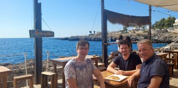 seaside bar in Nardo