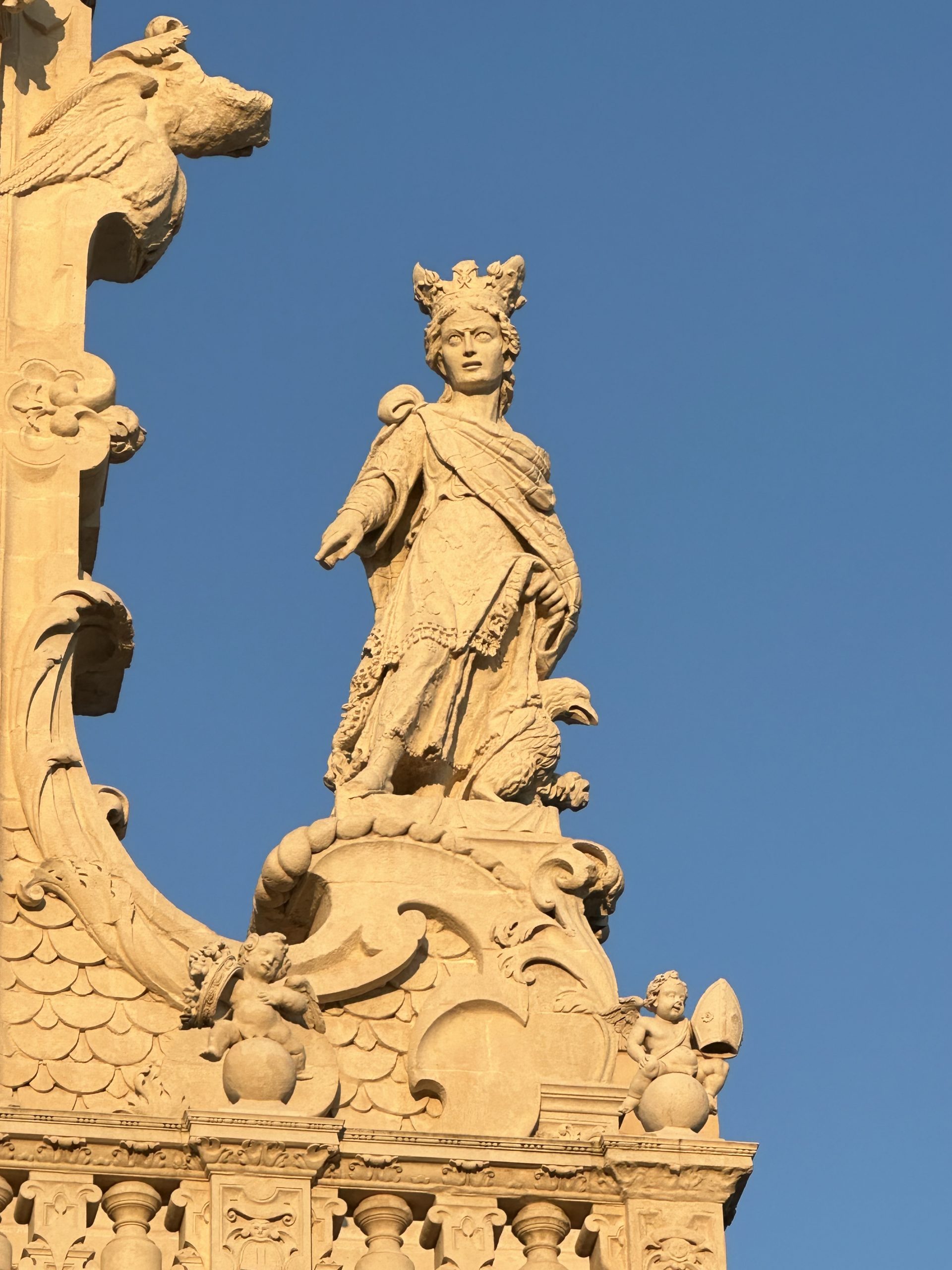 Lecce statue